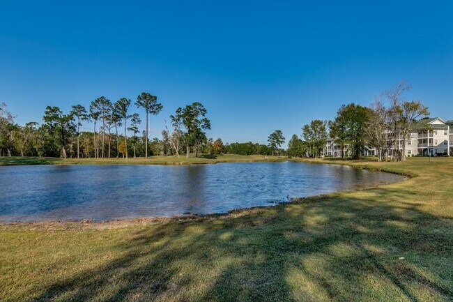 Building Photo - 549 White River Dr