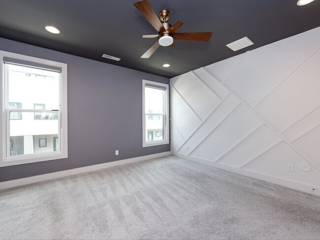 Building Photo - 1207 E 36th St