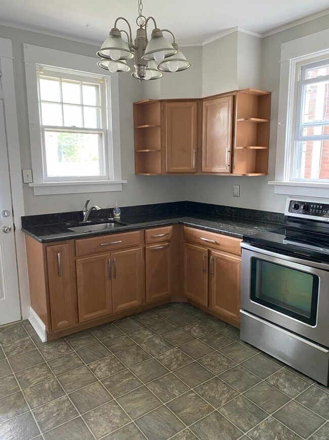 Building Photo - Charming Brick Single Family Home