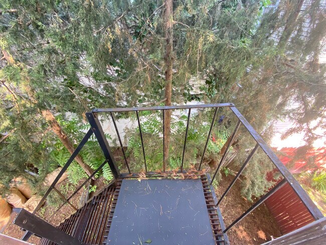 Building Photo - 259 Beacon St