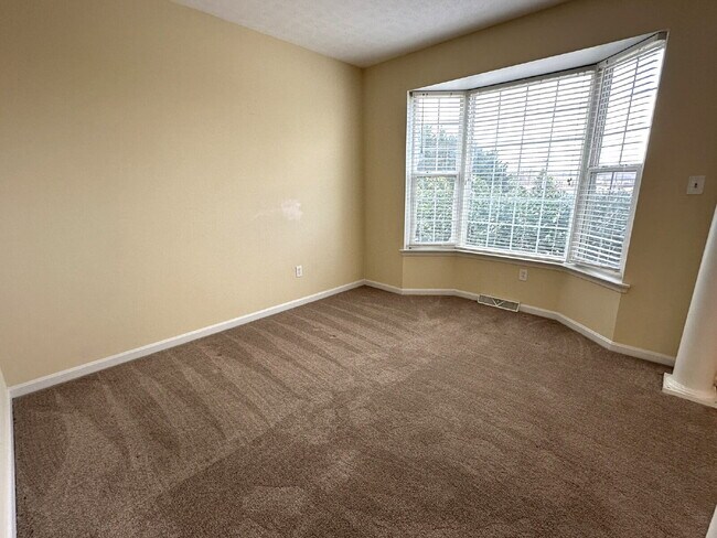 Building Photo - 4 Bedroom Colonial with 2-Car Garage in Westminster!