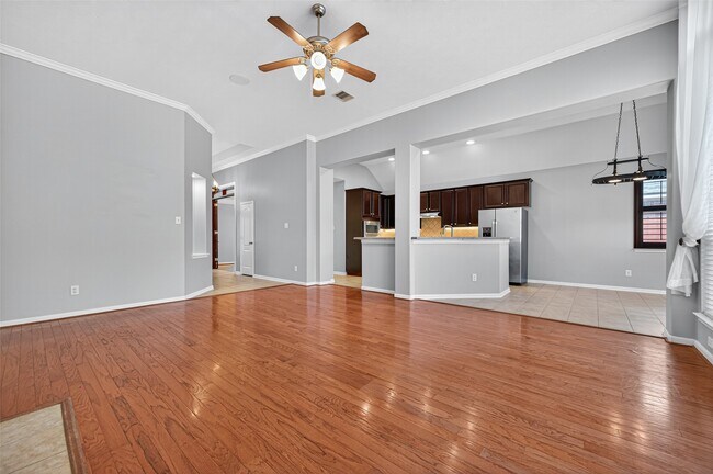 Building Photo - 27210 Sable Oaks Ln