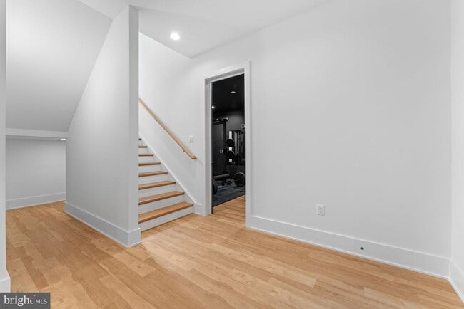Building Photo - 608 Walker Rd
