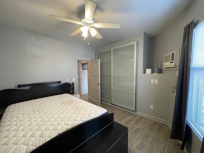 Building Photo - 134-138 Washington Ave