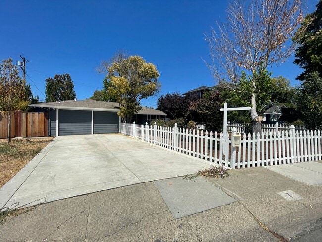 Primary Photo - MENLO PARK - Well Maintained Home In Desir...