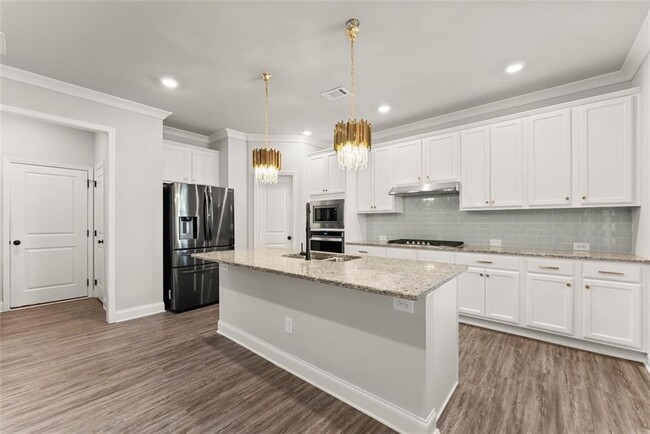 Building Photo - 4656 Silver Oak Dr SW