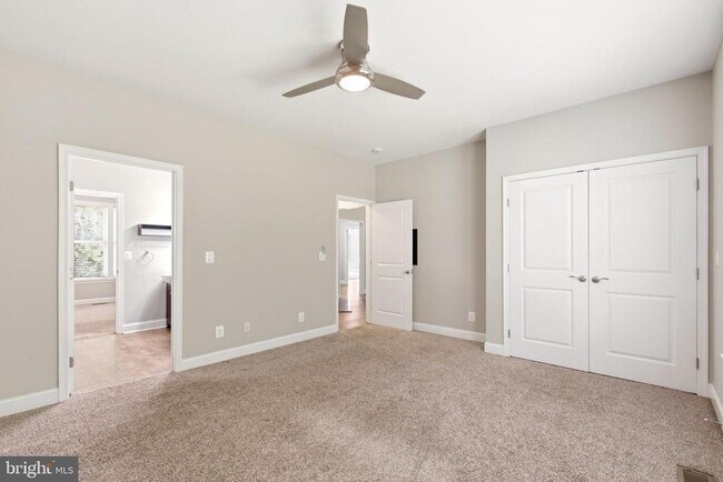 Building Photo - 24524 Ruff Ruff Ln