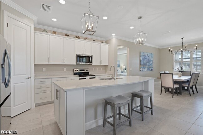 Building Photo - 3425 Hampton Blvd