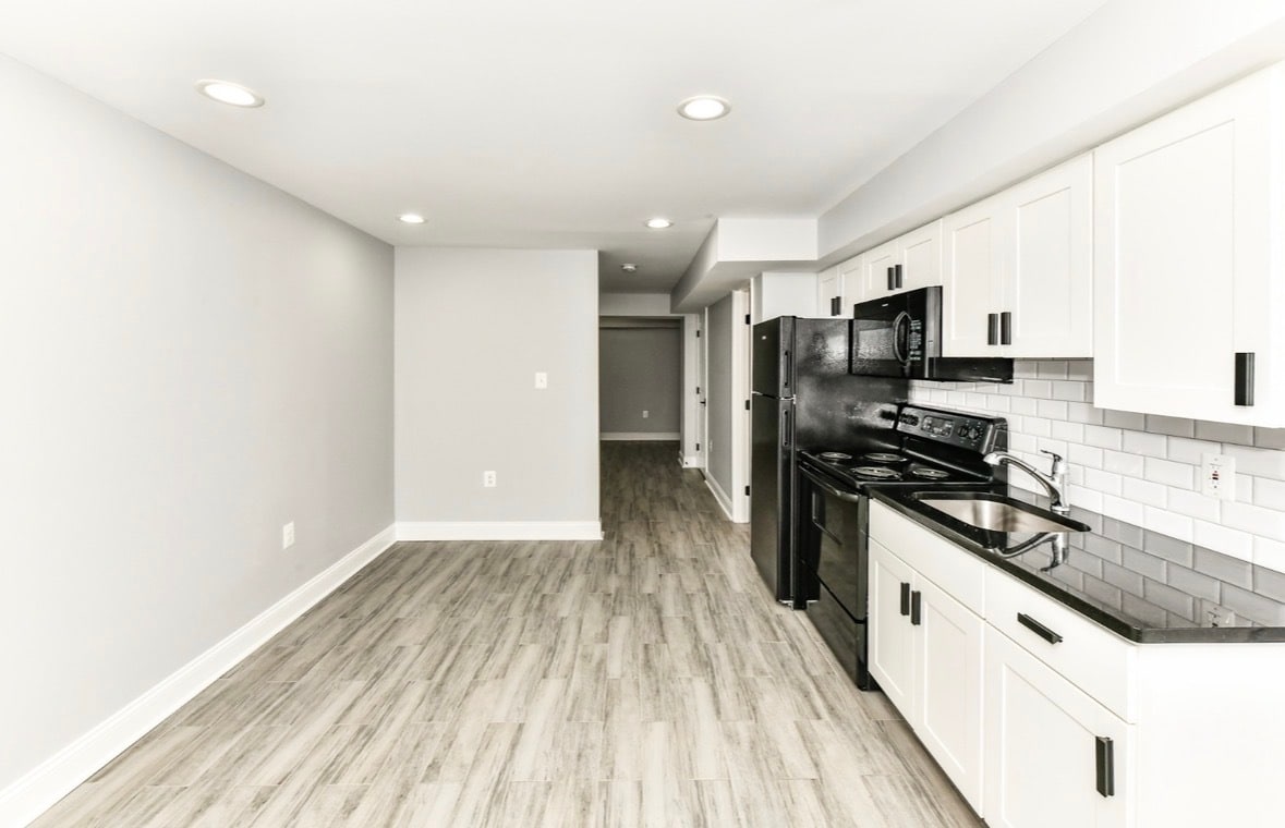 Building Photo - 5352 Chillum Pl NE