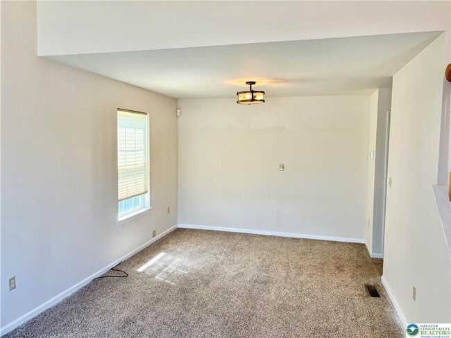 Building Photo - 2346 Red Maple Dr