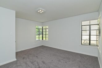 Building Photo - 3742 Charleston St