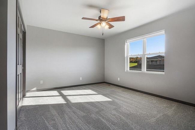 Building Photo - Diversity Duplex