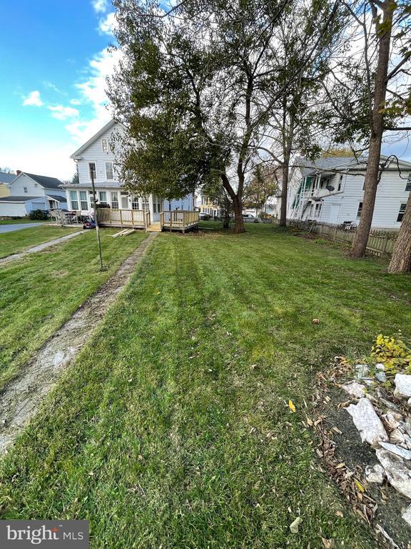 Building Photo - 27 W High St