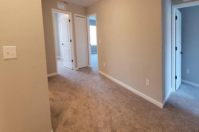 Building Photo - 1225 Ayla Ave