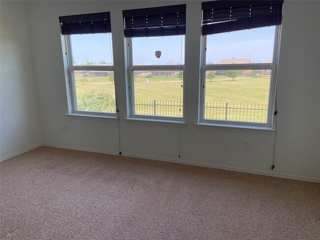 Building Photo - 7414 Birmingham Forest Dr