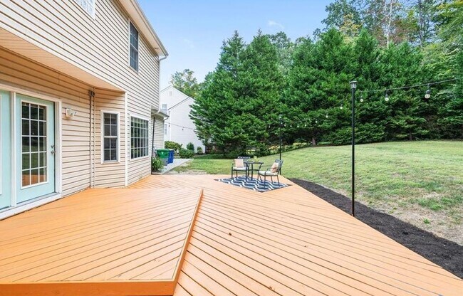 Building Photo - 5 Bedroom, 2.5 Bath Home in St. James Woods  ** Available for showings 3/25/2026 **