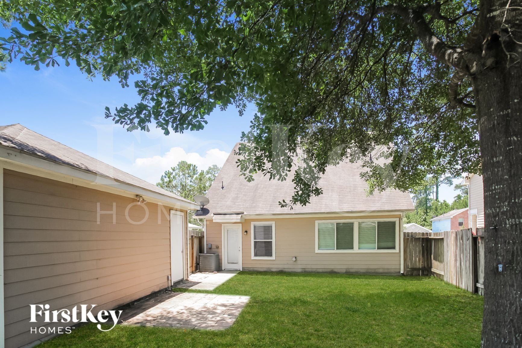 Building Photo - 419 Laurel Sage Dr