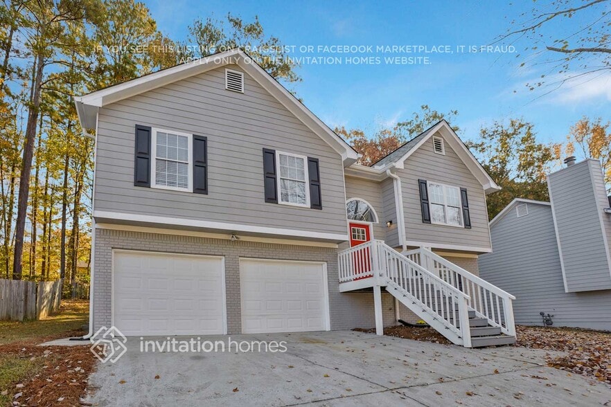 Building Photo - 3834 Deercreek Dr