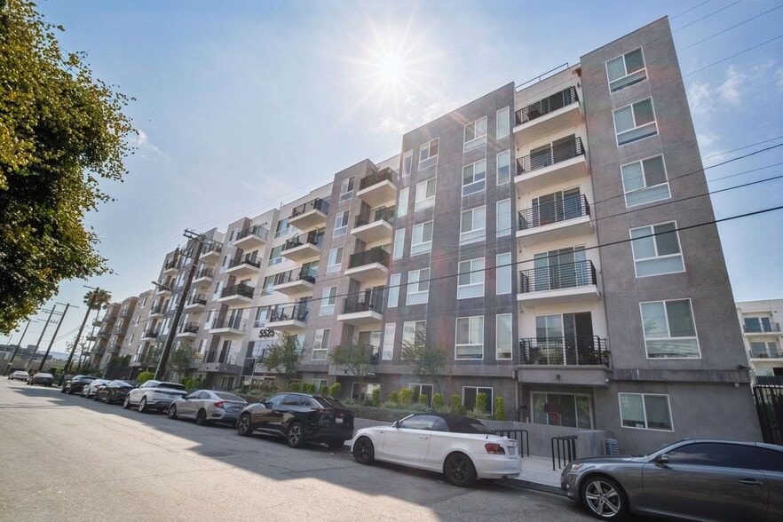 Building Photo - Destination NoHo