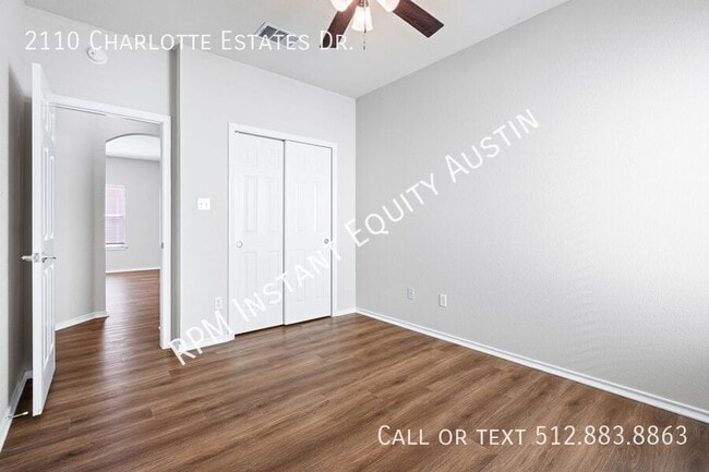 Building Photo - 2110 Charlotte Estates Dr