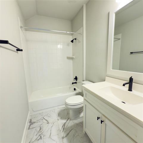 Building Photo - 8821 Autumn Lake Trl