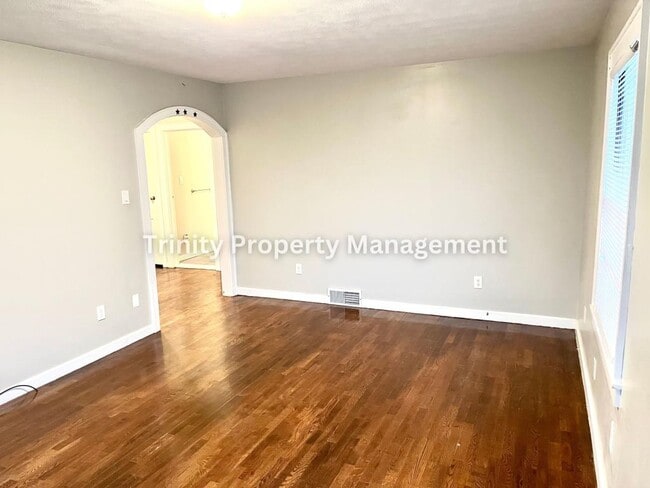 Building Photo - 1297 1/2 N 16th St