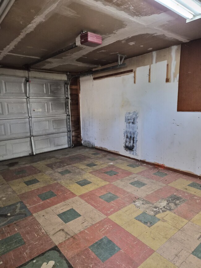 Building Photo - 1949 14th Ave