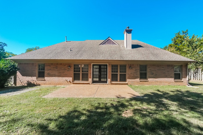 Building Photo - 554 N Sanga Rd