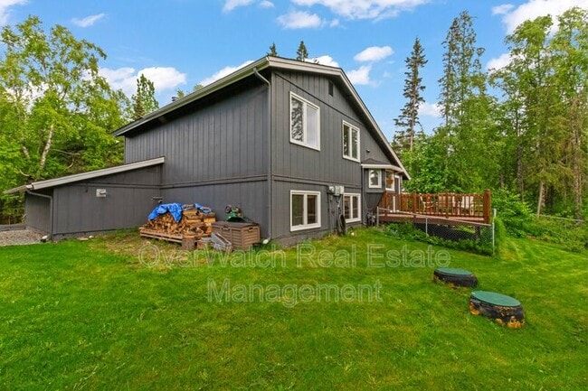 Building Photo - 10400 Lone Tree Dr
