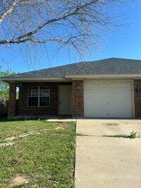 Building Photo - 205 205 Loop