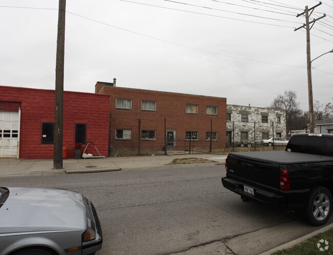 Building Photo - 2224 Y Street