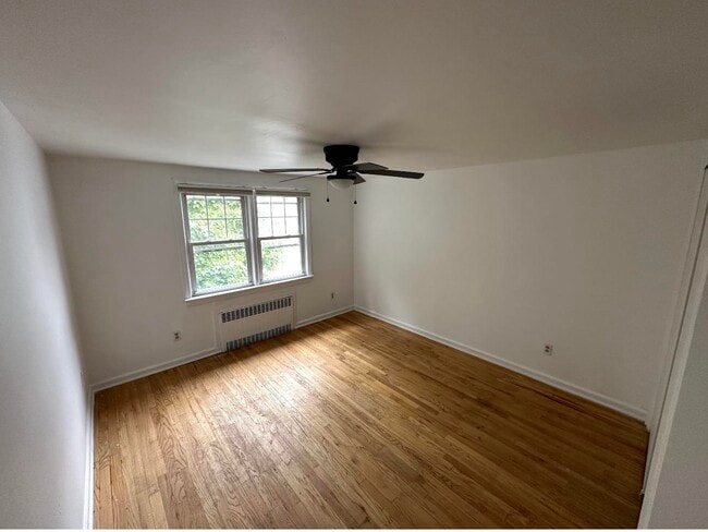 Building Photo - 6517 Durham Ave