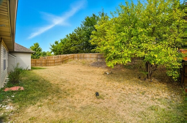 Building Photo - 4809 Bullhead Ln