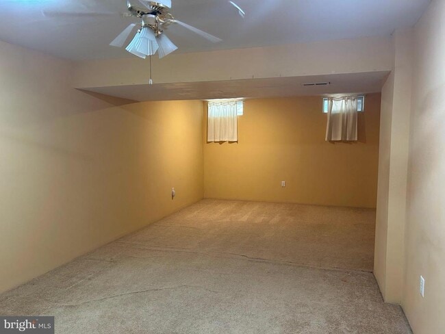 Building Photo - 13220 Willow Point Dr