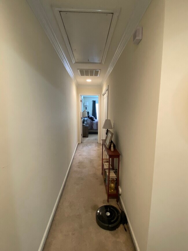 Building Photo - 4646 Altha St