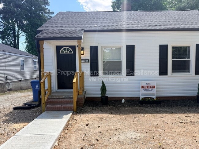Building Photo - 114 E Club Blvd
