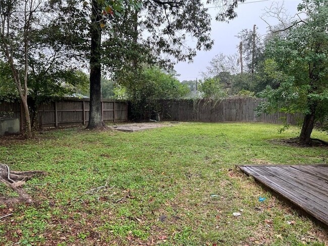 Building Photo - 22221 Moss Falls Ln