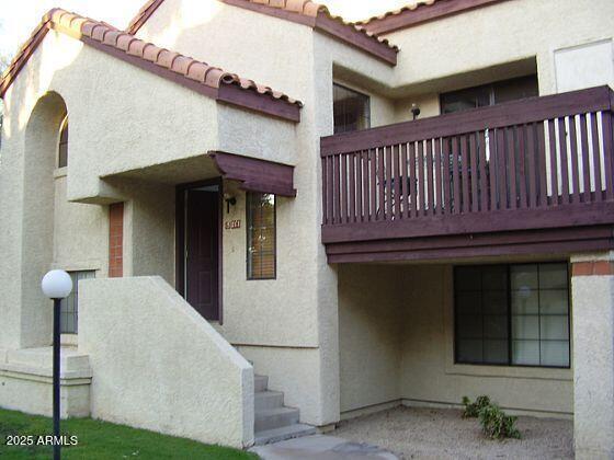 Primary Photo - 925 N College Ave