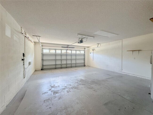 Building Photo - 2727 Corybrooke Ln