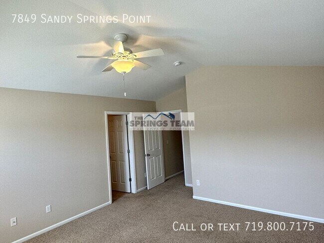 Building Photo - 7849 Sandy Springs Point