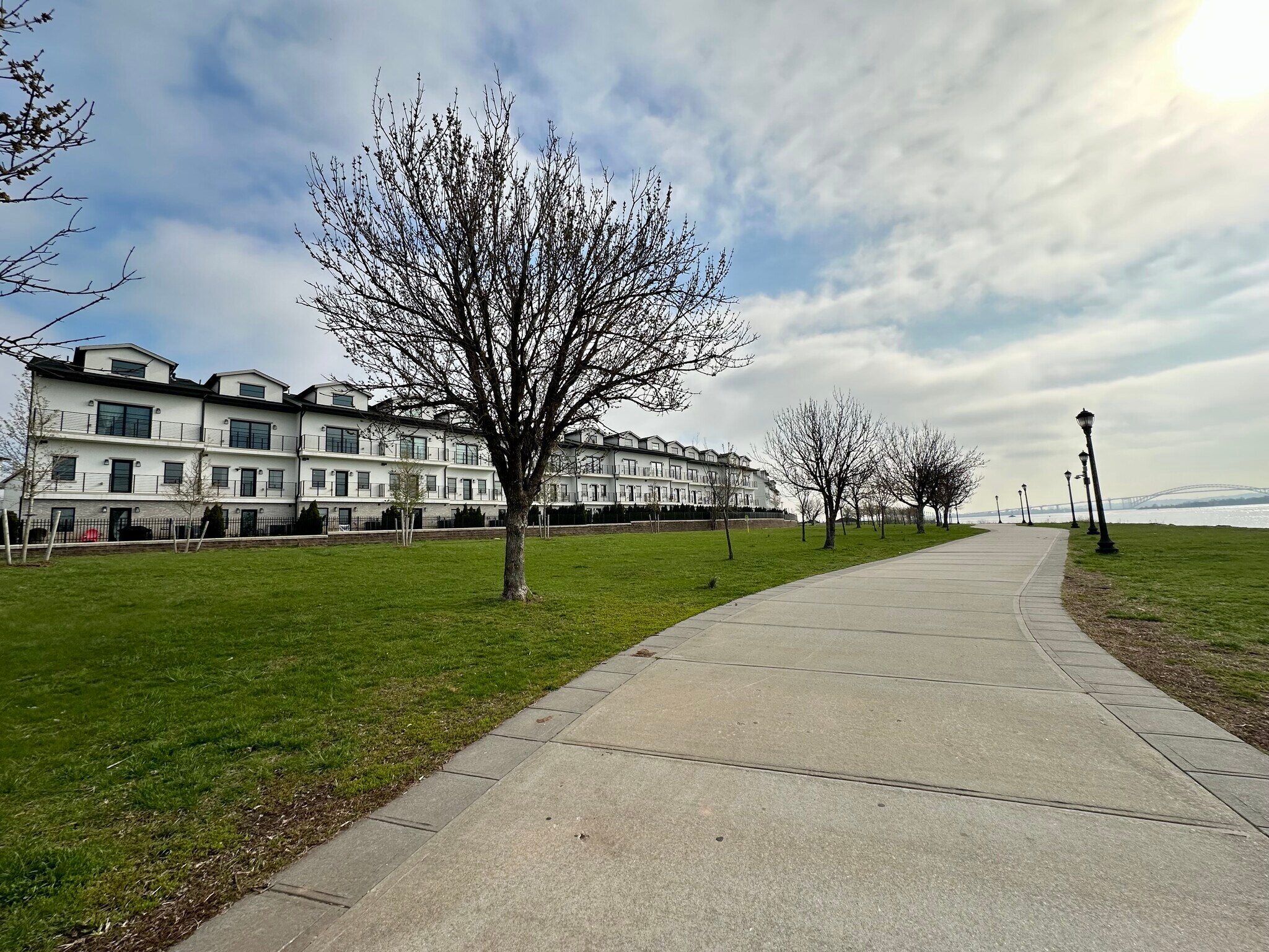 Building Photo - 3 Harbor Front Ct