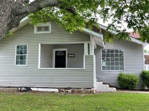 Building Photo - 4601 Cox St