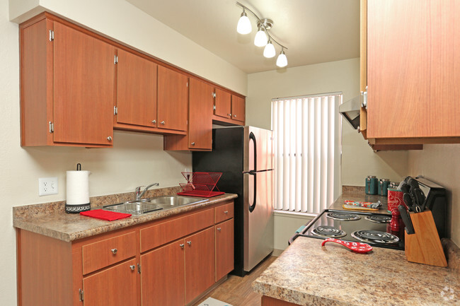 Kitchen - 2 Bedroom - Hunter Place