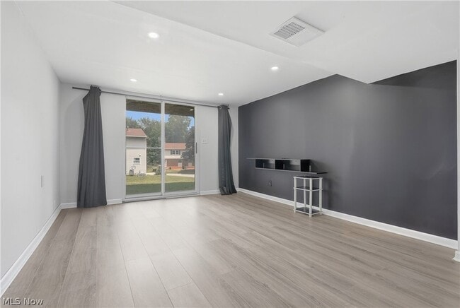 Building Photo - 1326 Aarons Way