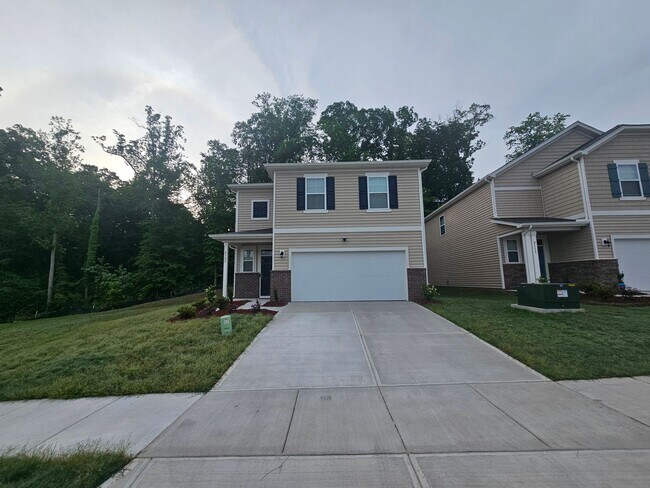 Building Photo - Like New Home is Mulberry Pond
