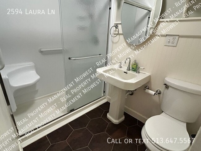 Building Photo - 2594 Laura Ln