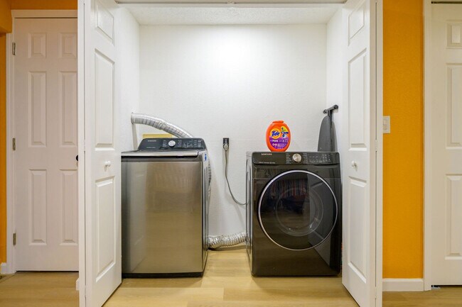 Building Photo - 11950 117th St N