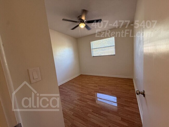 Building Photo - 6240 Bolling Dr