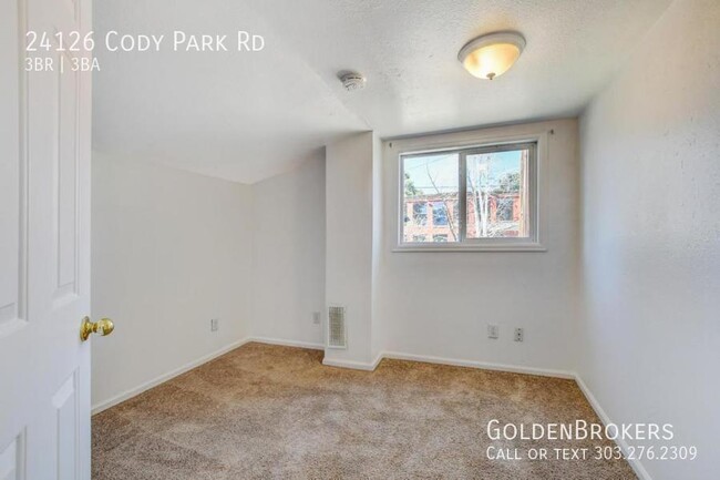 Building Photo - 24126 Cody Park Rd