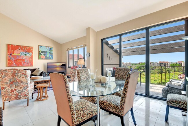 Building Photo - 755 Dotterel Rd